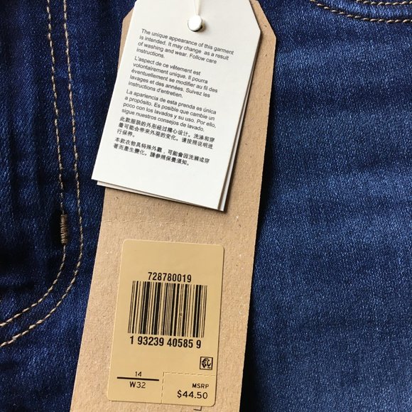 Women's Levi's® High-Rise Frayed Jean Shorts NEW Size 14 $44.50 - Picture 3 of 7